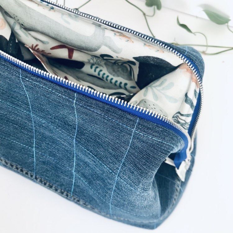 Upcycled large travel pouch with ocean blue zipper