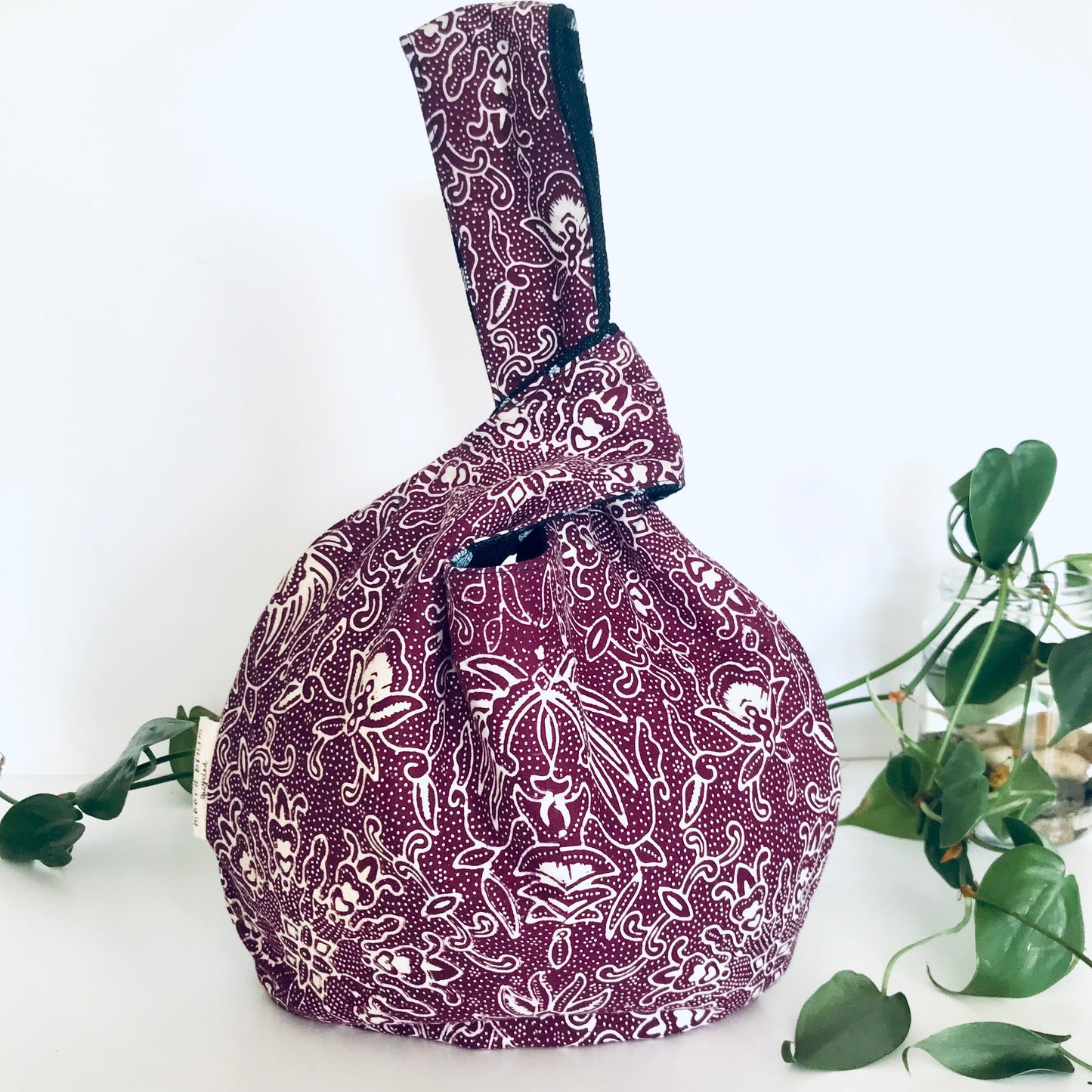 Reversible Japanese Knot Bag – purple batik