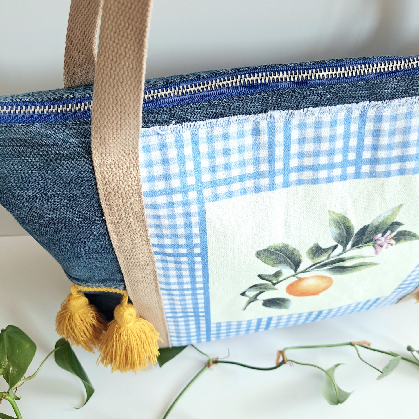 Tuscan tote bag with upcycled denim