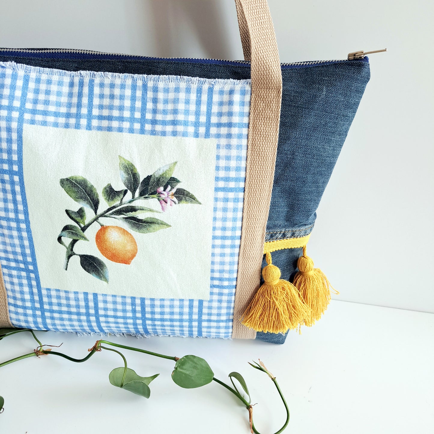 Tuscan tote bag with upcycled denim